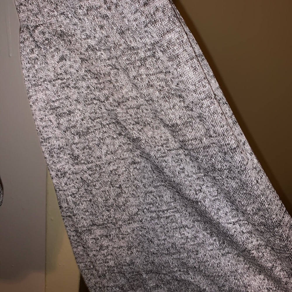 Olivia Rae Gray Tunic - Picture 3 of 5